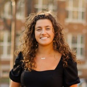 Meet your Posher, Brooke